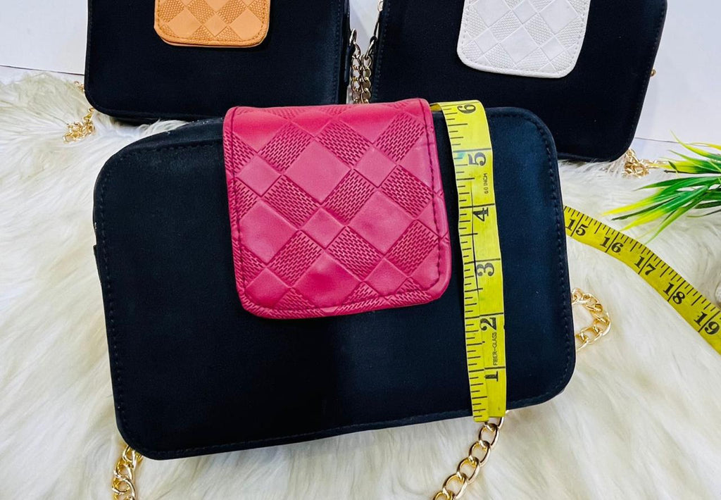 Trendy Large Crossbody Handbag for Women – Stylish & Spacious with Long Chain