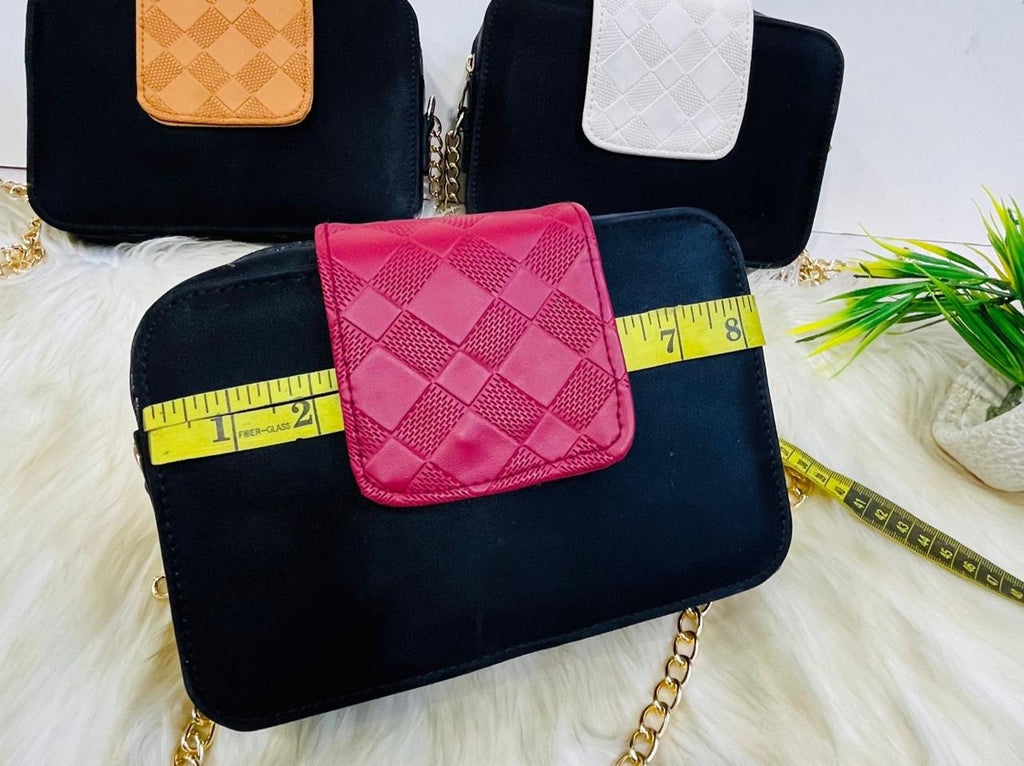 Trendy Large Crossbody Handbag for Women – Stylish & Spacious with Long Chain