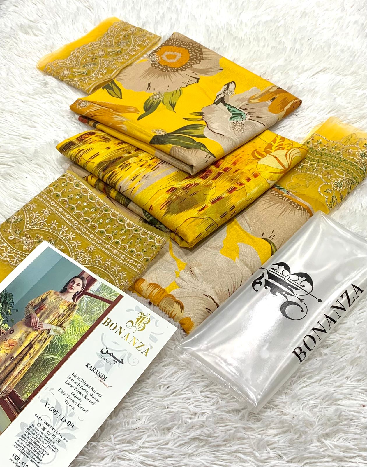 Women’s premium Karandi embroidered 3-piece suit – luxury winter collection outfit, unstitched fabric with fine embroidery for festive wear