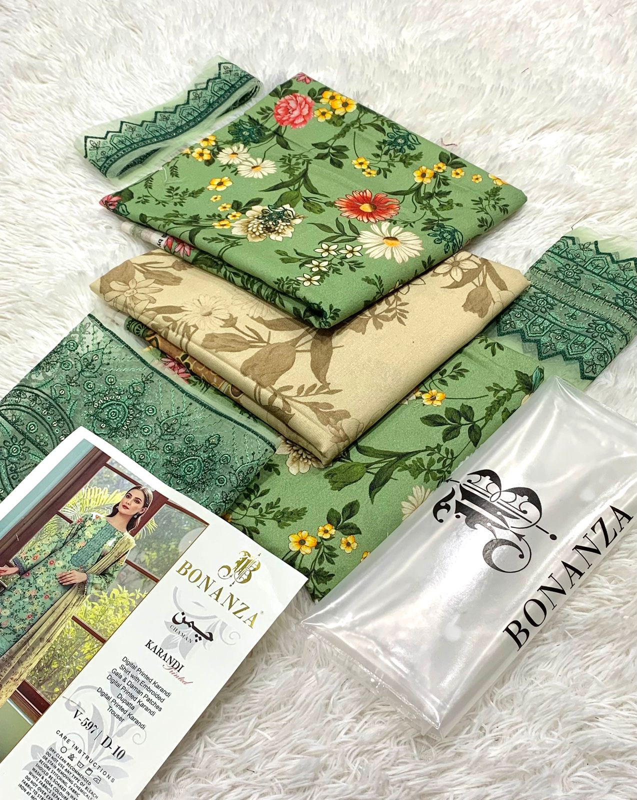 Women’s premium Karandi embroidered 3-piece suit – luxury winter collection outfit, unstitched fabric with fine embroidery for festive wear