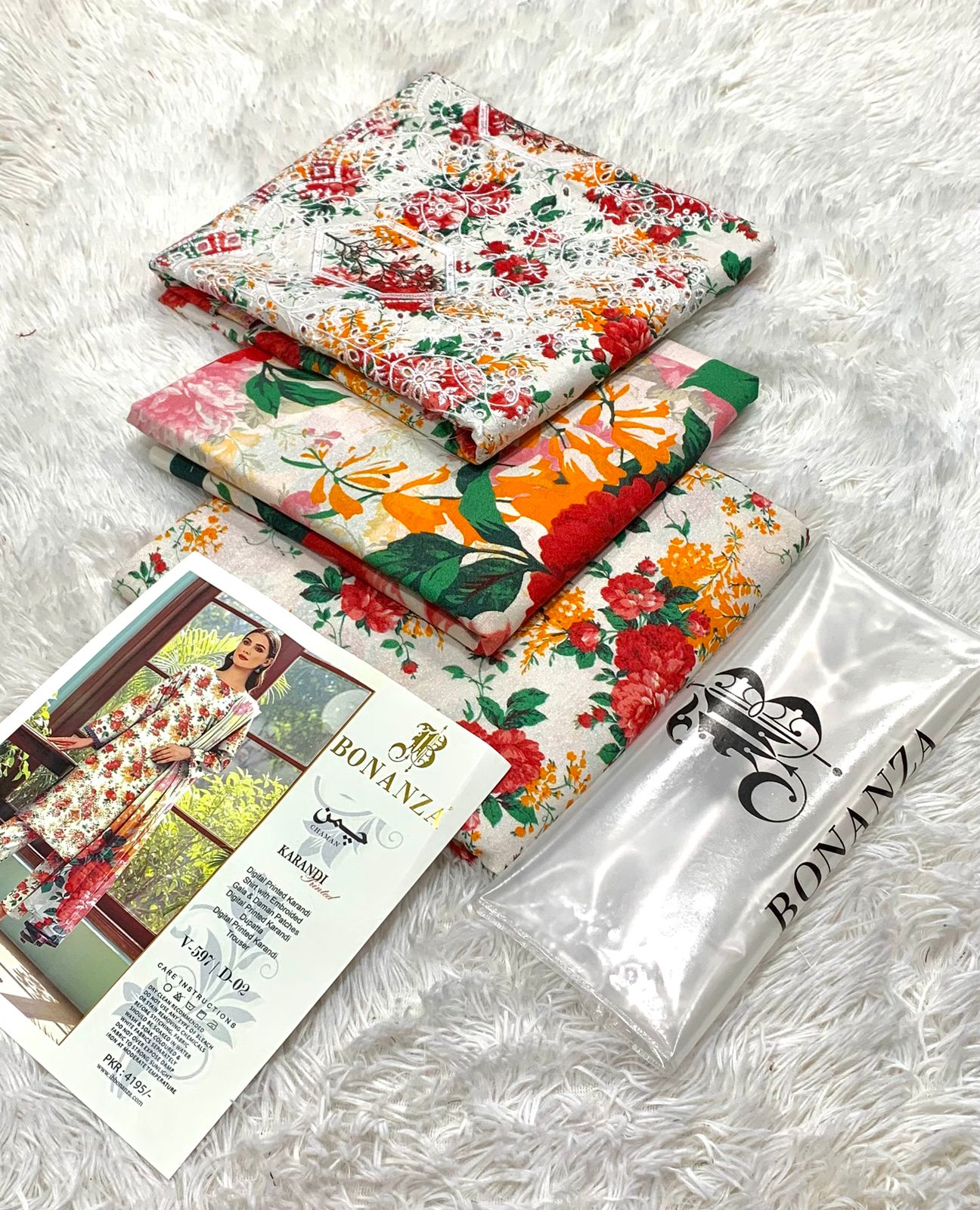 Women’s premium Karandi embroidered 3-piece suit – luxury winter collection outfit, unstitched fabric with fine embroidery for festive wear