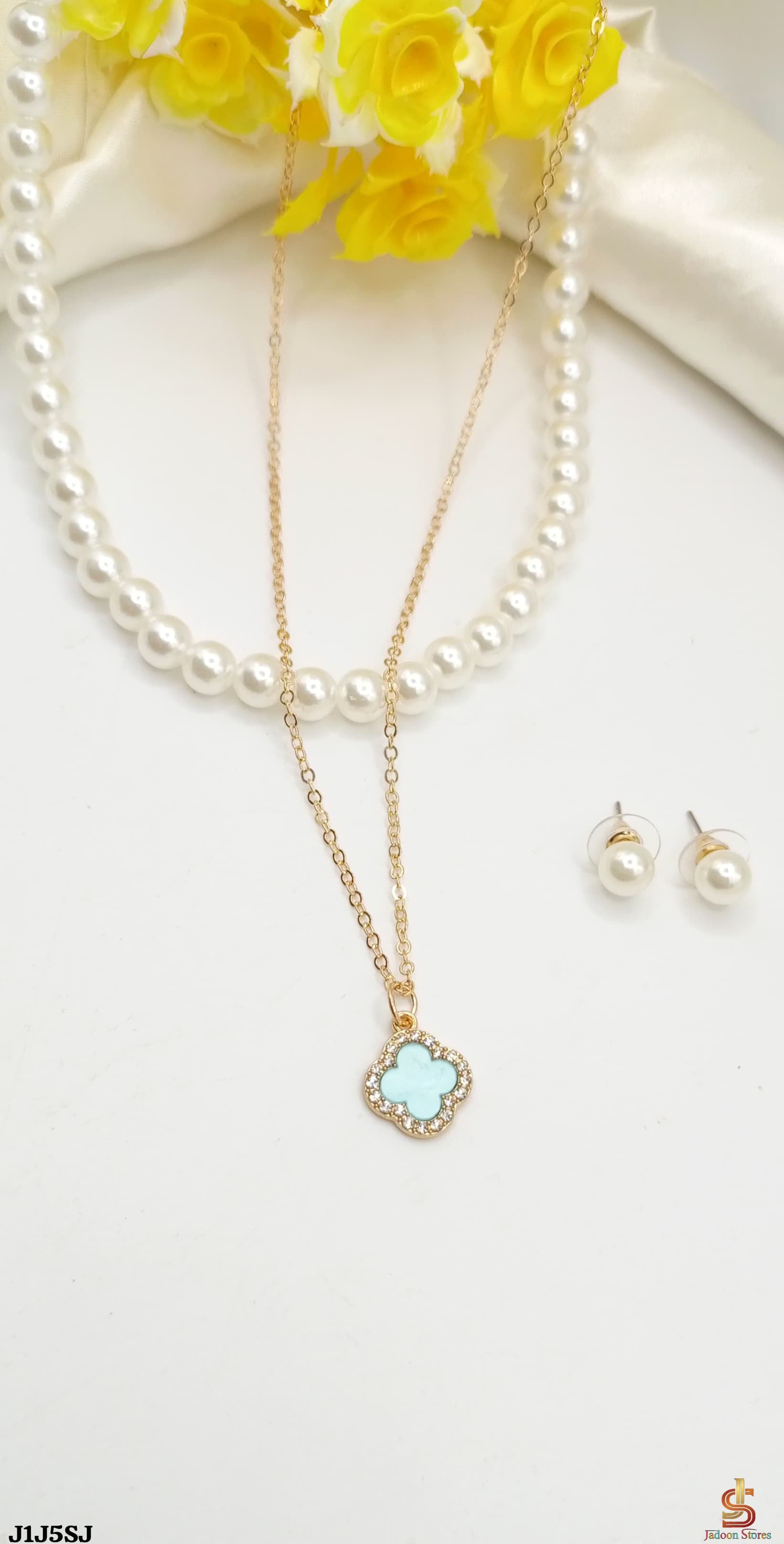 Elegant Zircon Clover Necklace with Pearl Mala & Stud Earrings