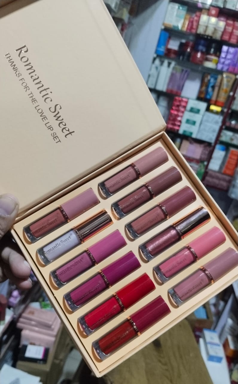 Romantic Sweet Gloss – 12-Piece Lip Gloss Set with Soft Shine & Smooth Finish