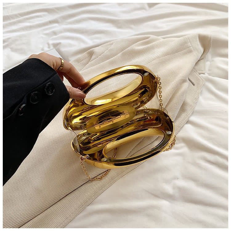 Elegant Mini Metal Clutch – Premium Design with Snake Chain & Built-in Mirrors