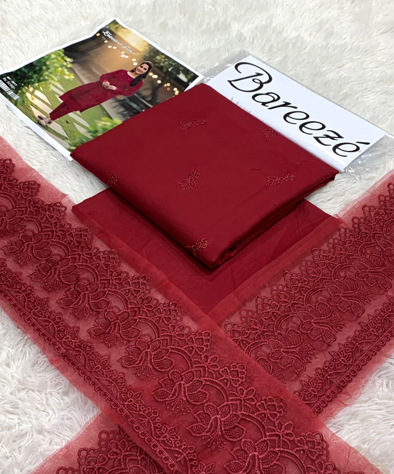 Elegant Embroidered 2-Piece Dhanak Suit – Premium Winter Collection 2025