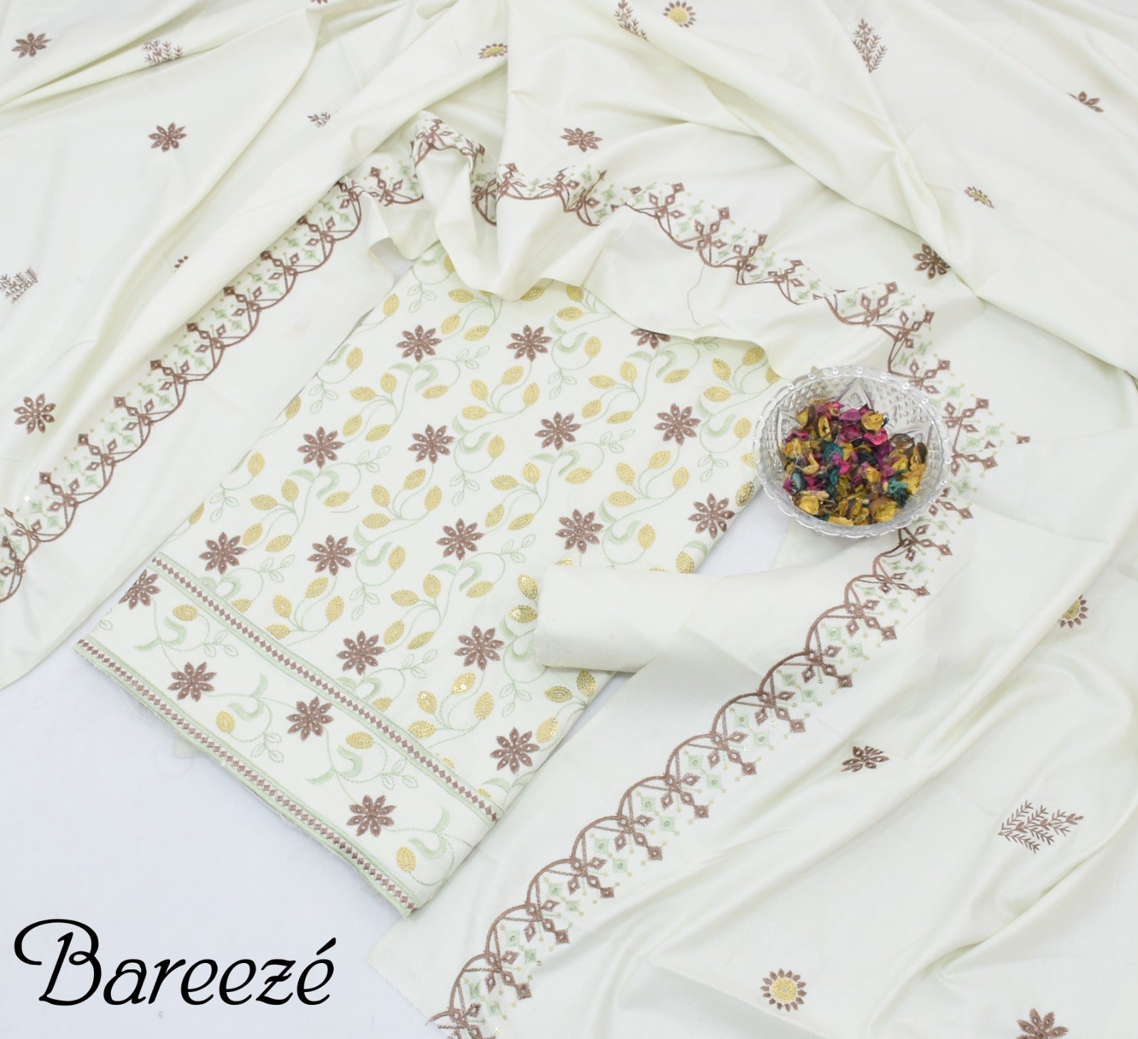 Embroidered Dhanak 3pc Unstitched Winter Suit for Women – Premium Soft Fabric & Elegant Design 2025