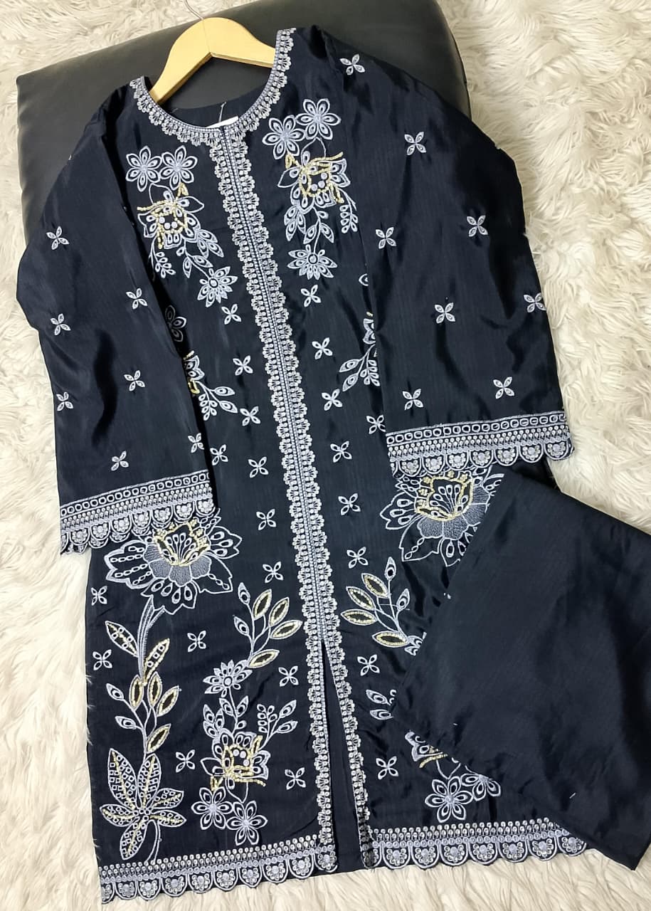 Women’s winter viscose 2pc embroidered suit with front open shirt and plain plazo in medium and large sizes