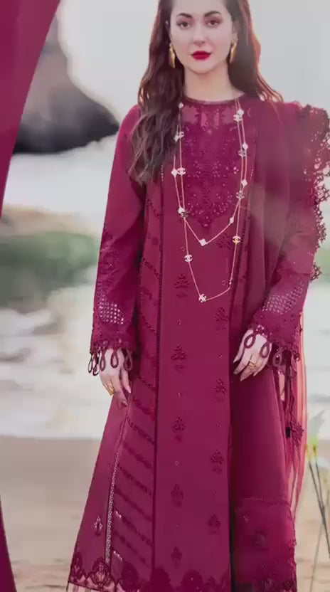 Graceful Blooms – Chikankari Lawn 3-Piece Suit