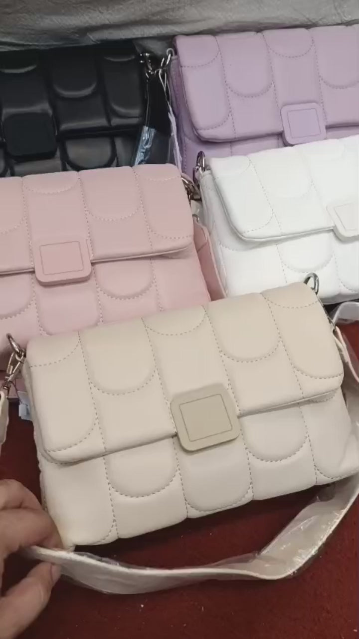 Chic Soft Material Shoulder Bag – New Arrival for Trendy Women