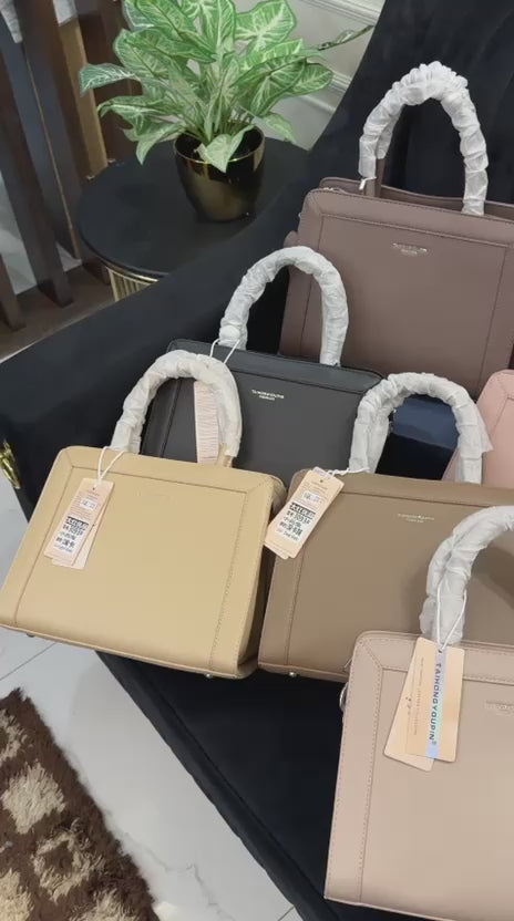 Imported stylish handbag for women with long belt and zipper Pakistan